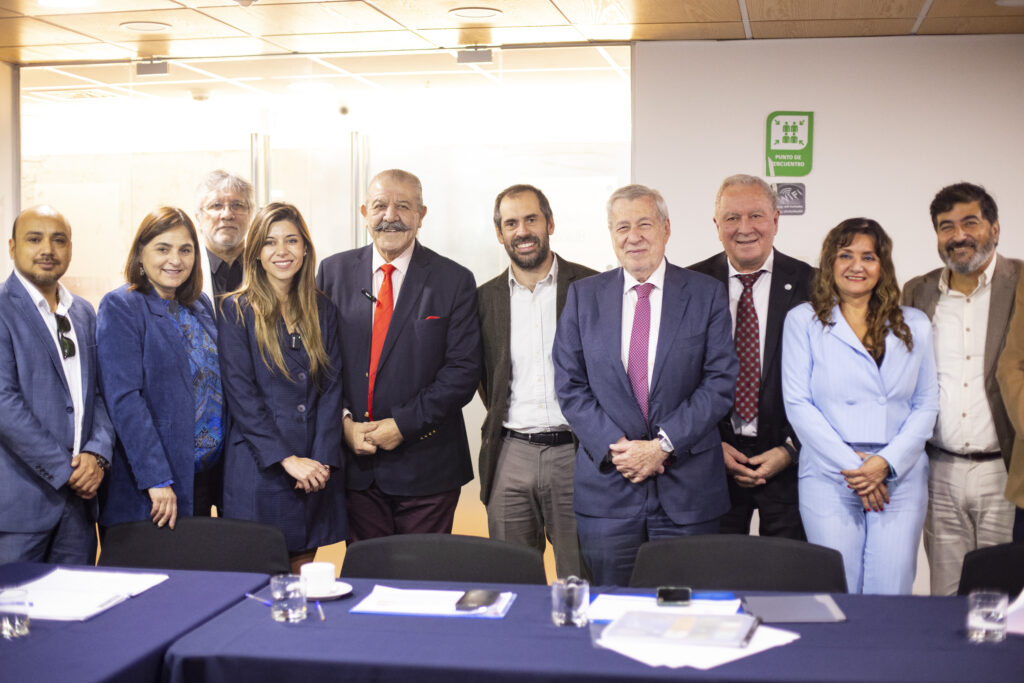 Atacama exige inclusión en Corredor Bioceánico Vial