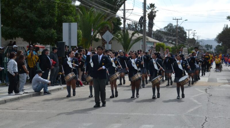 Tierra Amarilla conmemora con emotivo desfile el 146º aniversario del Combate Naval de Iquique y Día de las Glorias Navales