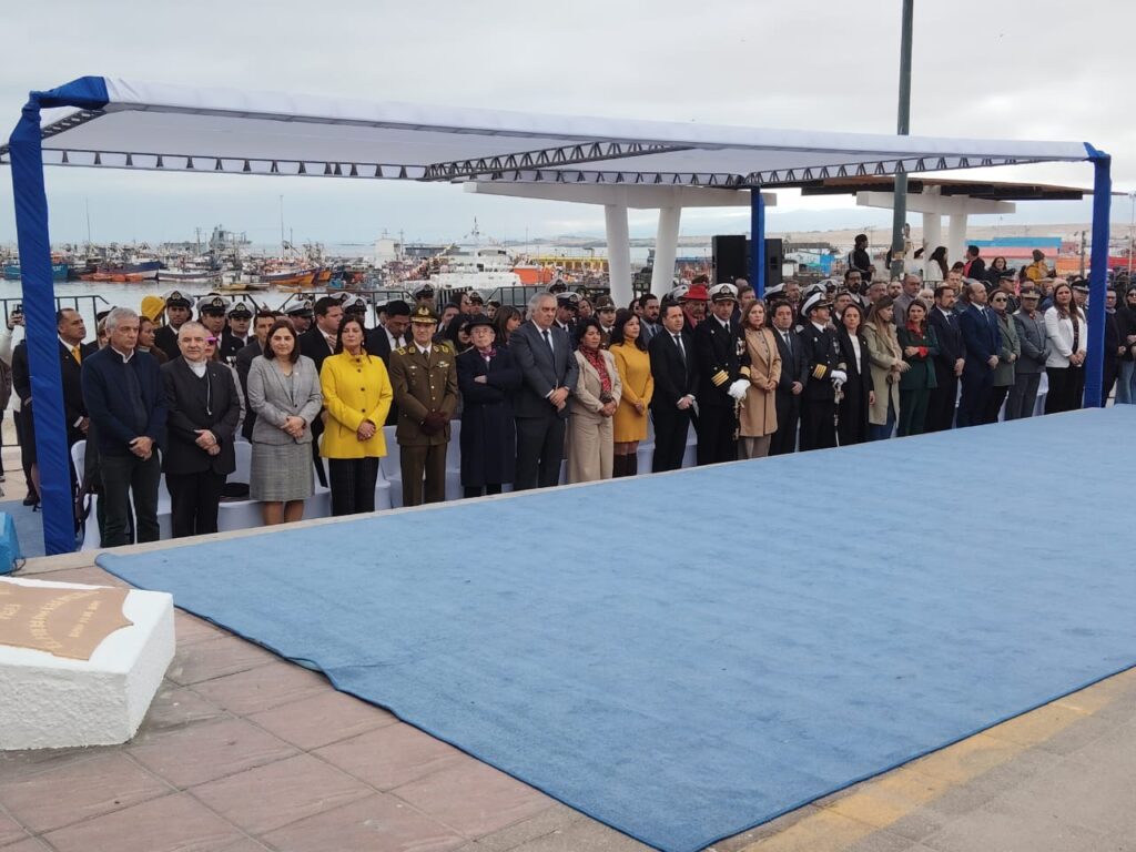 Caldera celebra las Glorias Navales con desfile emocionante