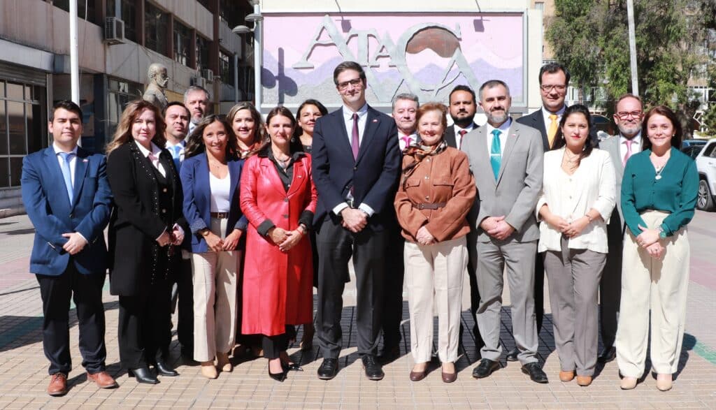 Delegada Sofía Cid encabezó gabinete extraordinario por la educación junto al subsecretario Daniel Rodríguez, delegados provinciales y seremis de Atacama