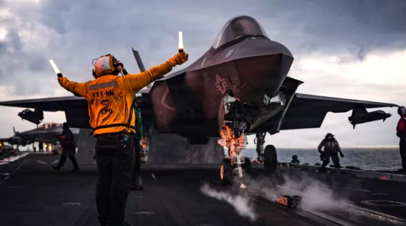 Fuerzas de EEUU afirman estar listas para masivo ataque contra Irán en 96 horas si Trump lo ordena