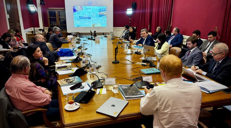 CIAHN presenta proyecto paleontológico de Atacama ante comisión del Senado y se declara de interés nacional