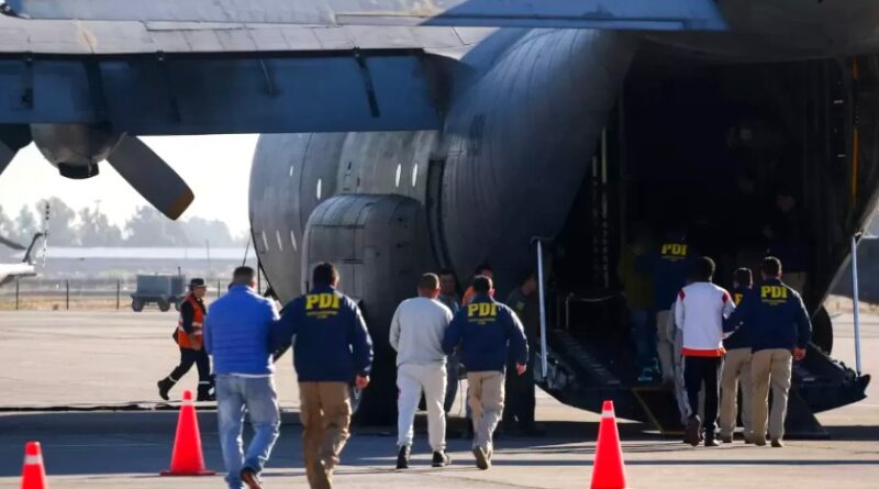 Gobierno firma expulsión de los seis extranjeros detenidos el 18 de octubre