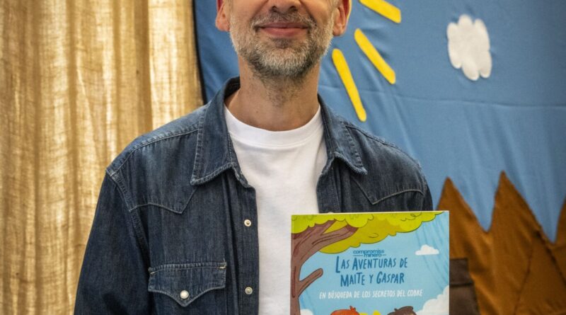 Nicolás Toro, mediador de lectura: “Mi rol es ayudar a los niños a entender el mundo a través del libro”